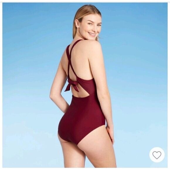 Kona Sol™ Macrame Medium Coverage One Piece Swimsuit Burgundy Med - Picture 2 of 4
